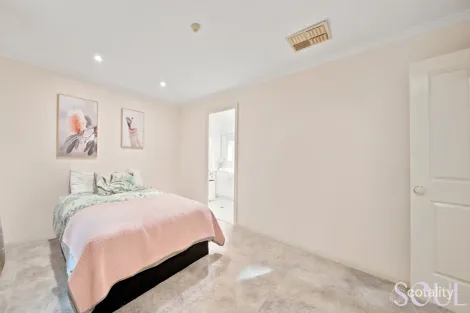 Property photo of 24A Merrigal Street Griffith NSW 2680