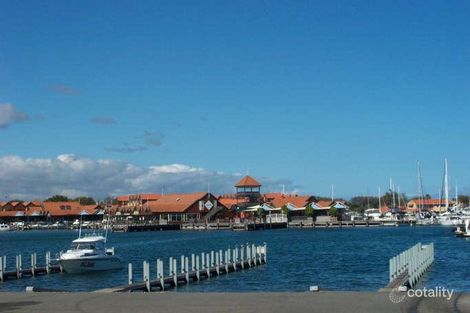 17 Rae Pl, Hillarys, WA 6025