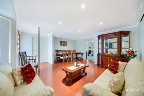Property photo of 44 Pyramus Circuit Rosemeadow NSW 2560