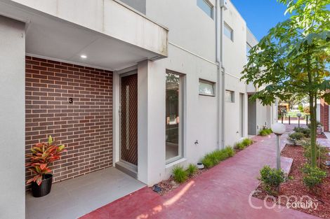 Property photo of 3/11 Riverside Drive South Morang VIC 3752