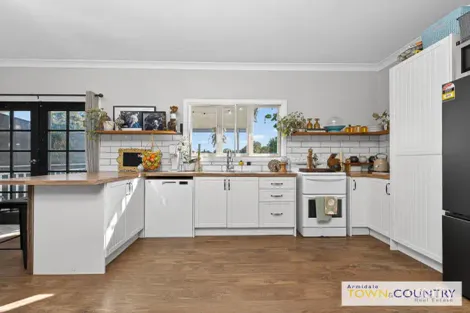 Property photo of 5 Grafton Road Armidale NSW 2350