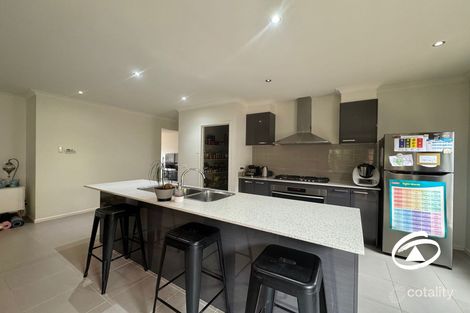 Property photo of 21 Macumba Drive Clyde North VIC 3978