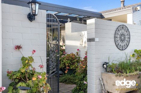 Property photo of 50 Attiwell Circuit Kambah ACT 2902