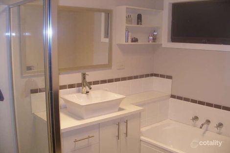 6 Clarendon Dr, Somerville, VIC 3912