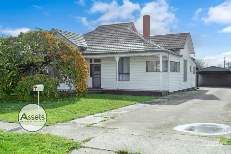 8 Markham St, Heywood, VIC 3304