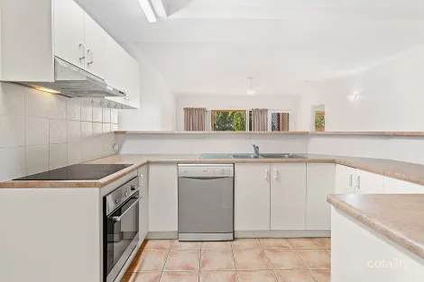 Property photo of 3/24 Island Drive Cannonvale QLD 4802