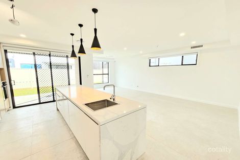 Property photo of 24 Wanda Circuit Colebee NSW 2761