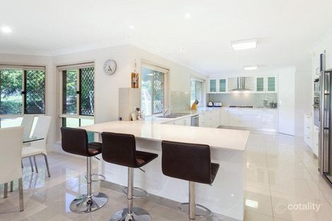 Property photo of 8 Allamanda Crescent Albany Creek QLD 4035