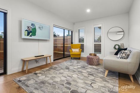 Property photo of 2 Adelaide Street McKinnon VIC 3204
