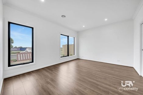 Property photo of 142 Brossard Road Mickleham VIC 3064