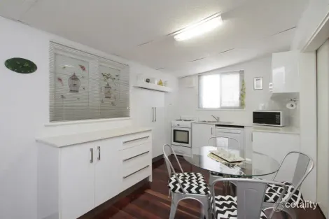 Property photo of 33 Boulder Avenue Ascot WA 6104