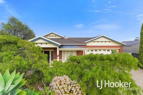 Property photo of 9 Powell Place Pakenham VIC 3810