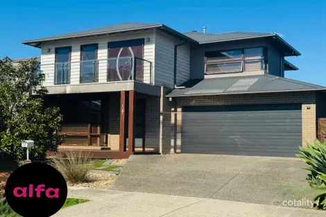 Property photo of 15 Flowerbloom Crescent Clyde North VIC 3978
