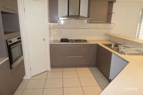 Property photo of 42 Hazlehead Place Oxley QLD 4075