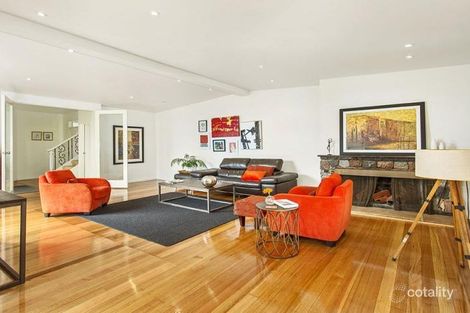 Property photo of 2 Watts Crescent Mount Eliza VIC 3930