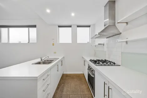 2/104 Monash St, Sunshine, VIC 3020