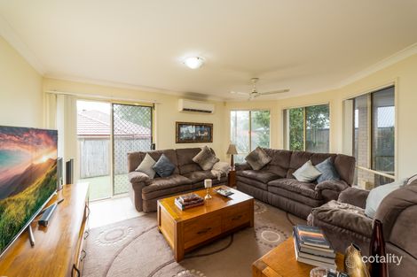 Property photo of 5 Reuben Close Forest Lake QLD 4078