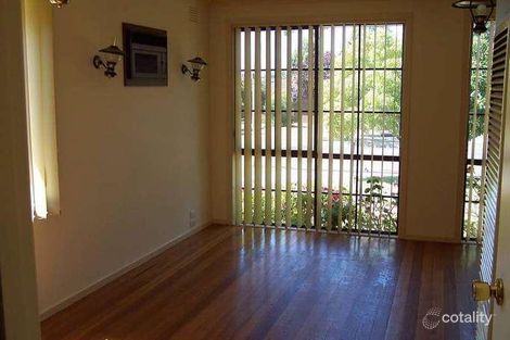 Property photo of 2 Brownlow Crescent Epping VIC 3076