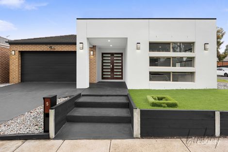 5 Pearce Way, Craigieburn, VIC 3064