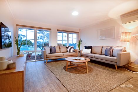 Property photo of 15 Cassinia Road Duncraig WA 6023