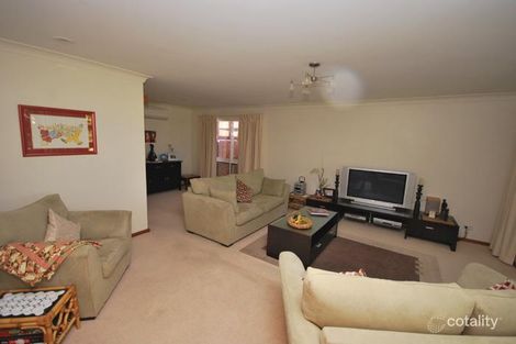 Property photo of 6 Mowbray Crescent Fairview Park SA 5126