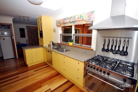 Property photo of 6 Mowbray Crescent Fairview Park SA 5126