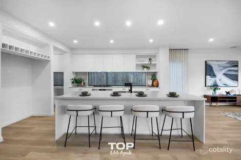 Property photo of 14 Generation Drive Clyde North VIC 3978