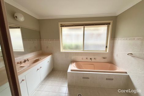 Property photo of 26 Paperbark Crescent Beaumont Hills NSW 2155