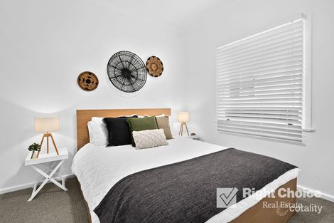 Property photo of 39 Oakland Avenue Windang NSW 2528