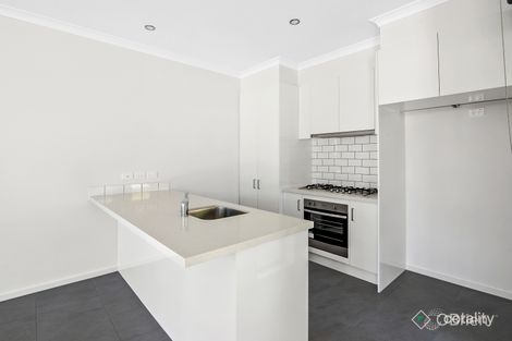 Property photo of 5 Mount Arthur Avenue Rosebud VIC 3939