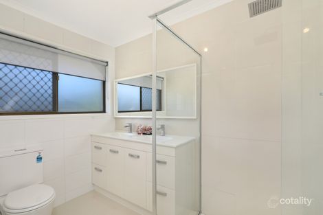 Property photo of 3 Marawa Drive Parrearra QLD 4575