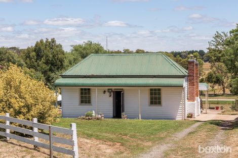 32 Warrenheip Rd, Warrenheip, VIC 3352