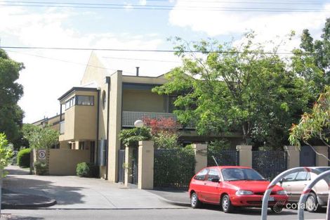 Property photo of 10/191 McKean Street Fitzroy North VIC 3068