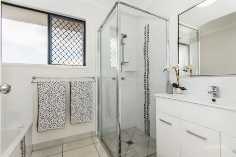 Property photo of 11 Yanuca Street Burdell QLD 4818