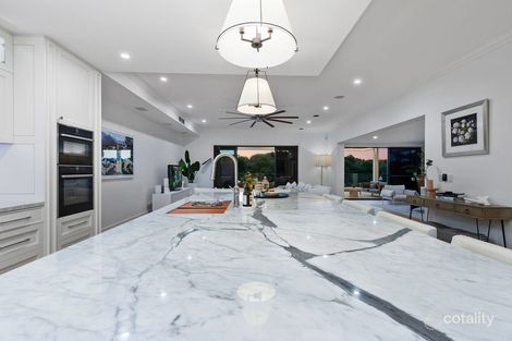 Property photo of 2344 Cressbrook Drive Hope Island QLD 4212