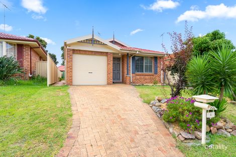 8 Bettong Pl, St Helens Park, NSW 2560