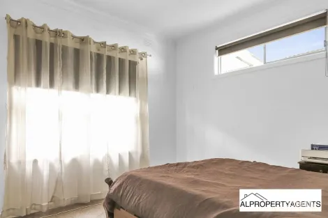 Property photo of 12 Jackson Street Horsham VIC 3400