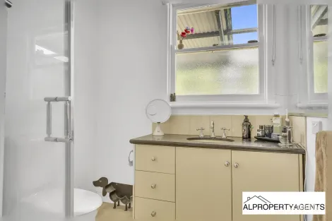 Property photo of 12 Jackson Street Horsham VIC 3400