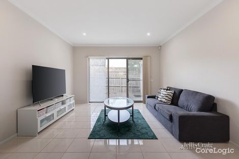 Property photo of 1/99 Blackburn Road Doncaster East VIC 3109