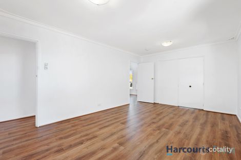 Property photo of 2 Kurrajong Way Camillo WA 6111