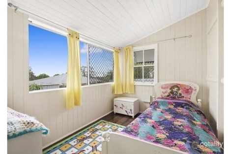 Property photo of 3 Llewellyn Street Centenary Heights QLD 4350