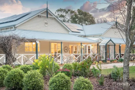 120 Murray Rd, Oakbank, SA 5243