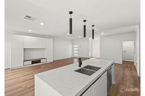 Property photo of 47/4A-8 Hansford Road Coombabah QLD 4216