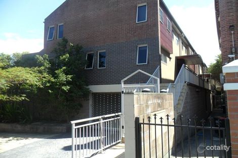 2/126 Tyrrell St, The Hill, NSW 2300