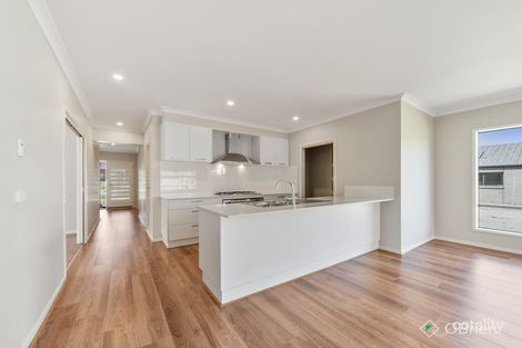 Property photo of 9 Jasper Way Officer VIC 3809