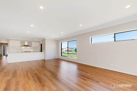 Property photo of 9 Jasper Way Officer VIC 3809