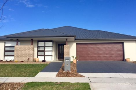 33 Brushgrove Cct, Calderwood, NSW 2527
