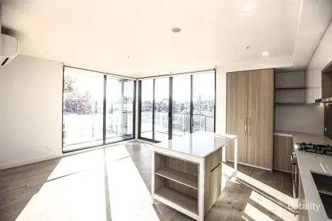 103/1-5 Neil Ct, Blackburn South, VIC 3130