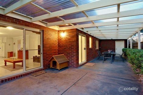 Property photo of 3 Wattle Grove Narre Warren South VIC 3805