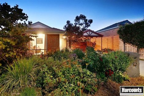 Property photo of 13 Euroa Avenue Berwick VIC 3806